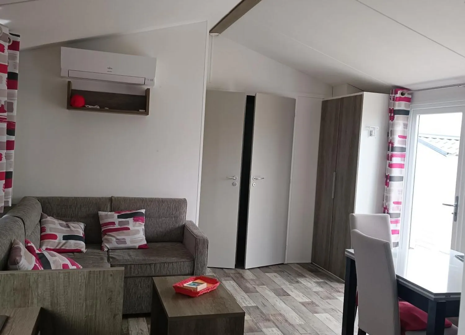 Mobilhome A La Mer Montreuil-sur-Ille